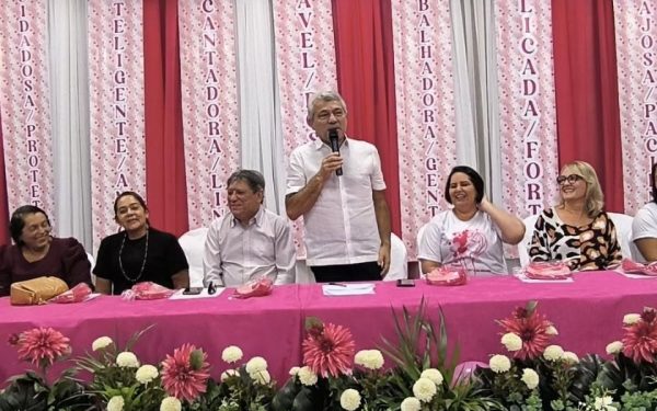 Mulheres barrenses são homenageadas em lindo evento. Veja fotos!