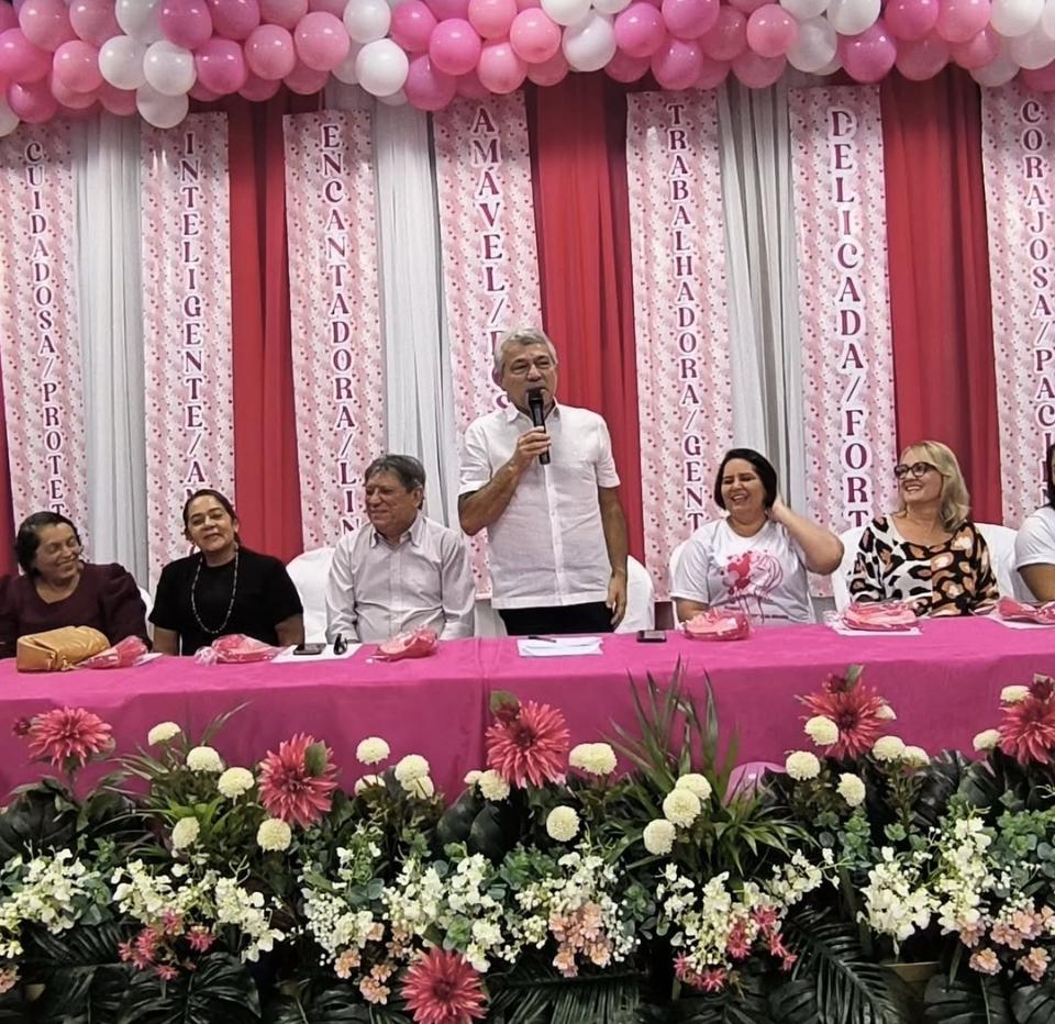 Mulheres barrenses são homenageadas em lindo evento. Veja fotos!